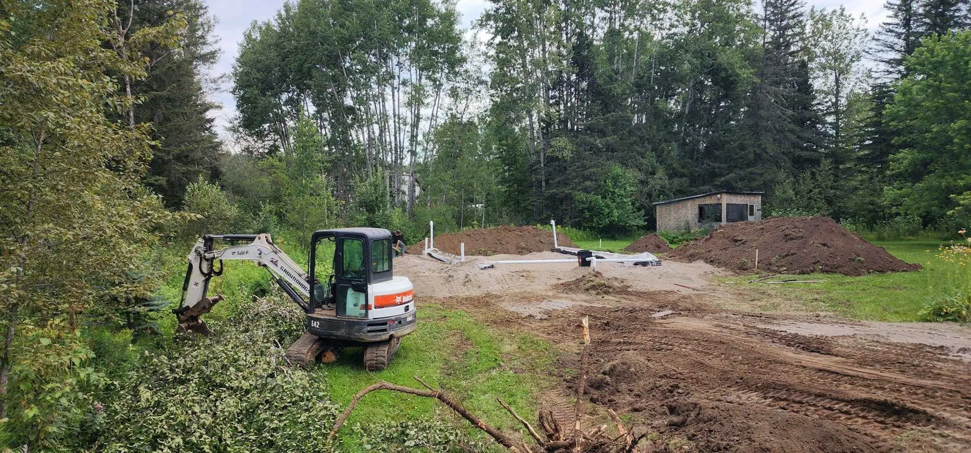 Why Hiring a Reputable Septic Installer Matters: Protecting Your Home, Property, and Wallet