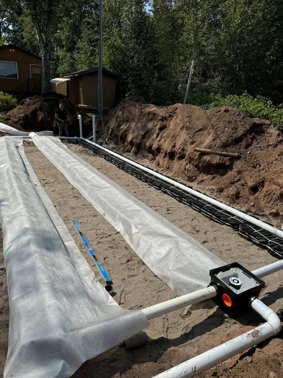 Traditional vs Eljen Septic Systems: Which is Right for Your Thunder Bay Property?